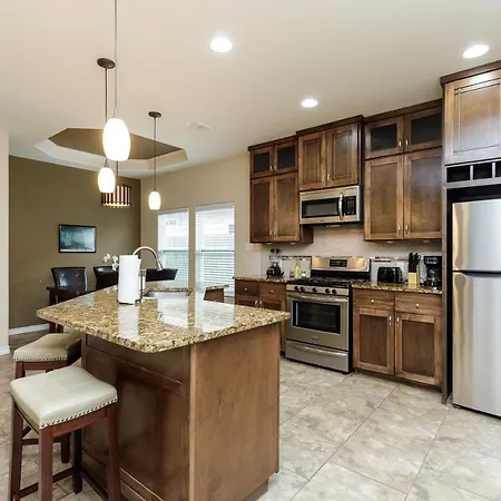Beachside Bliss-Cozy 3Br Home With Fast Wifi, Only 15 Minutes From The Beach